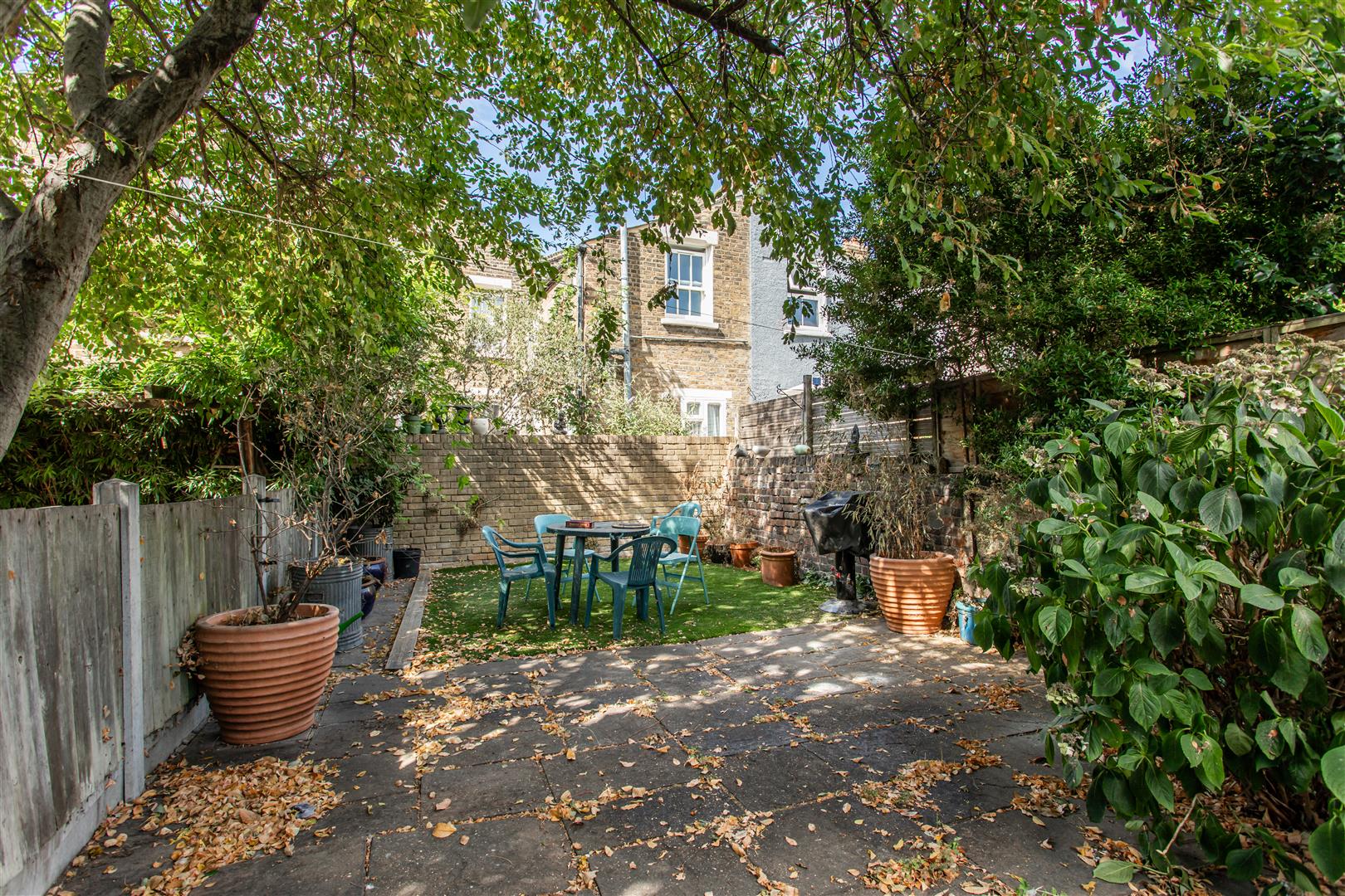 Antill Road, Mile End
